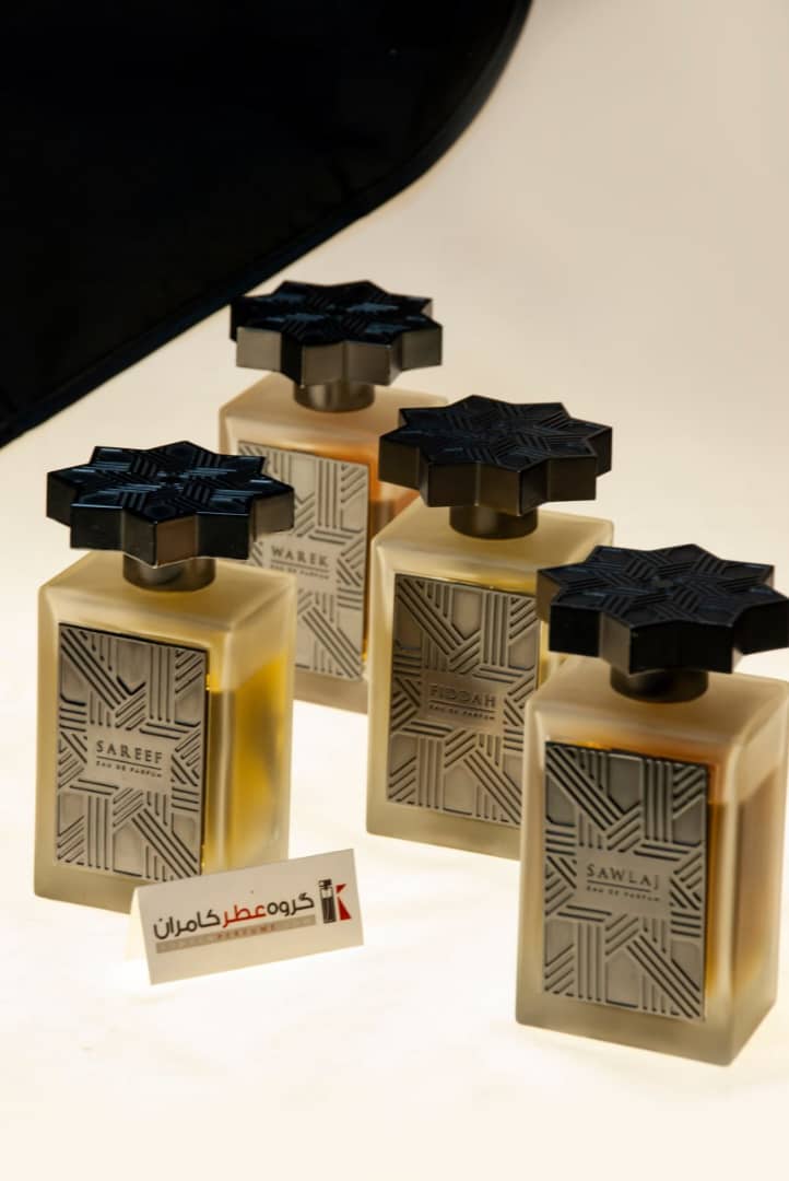 تصویر بطریهای عطر که قرار است تبدیل به دکانت عطر اصل جهت جایگزینی برای عطر جیبی شوند